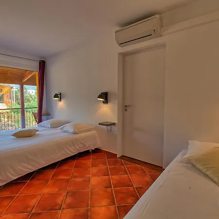 Casa Vecchia rooms + apartments-2