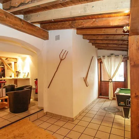 Hôtel Odalys Chalet Alpina-2
