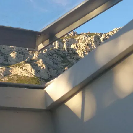 Petite Maison Dans Le Parc National Des Calanques-3