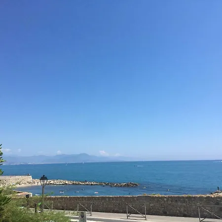 La Maisonette Antibes-2