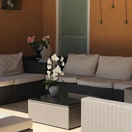 Villa luxueuse avec piscine sur les hauts de Biarritz-2