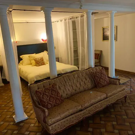 Historic Mansion In Montecito-3