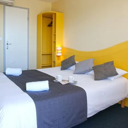Adonis Budget Pornichet-2