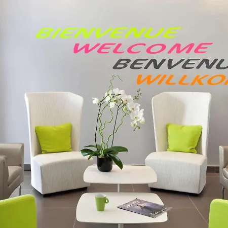 Ibis Styles Antibes Juan Les Pins-3