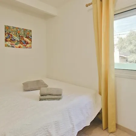 Family House With Swimming Pool & Sea View-3