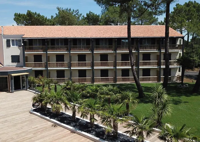 La Palmyre Hotels