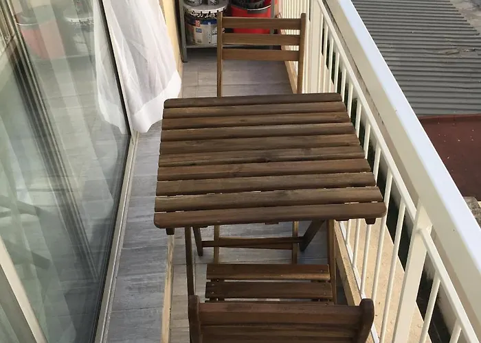 Studio carré d'or situé à 50 m de la plage Aparthotel Niza