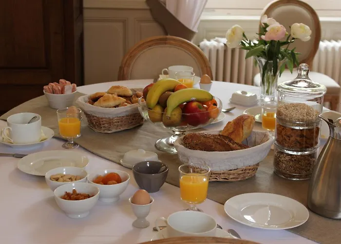 Le Grand Arbre Bed and Breakfast Bayeux