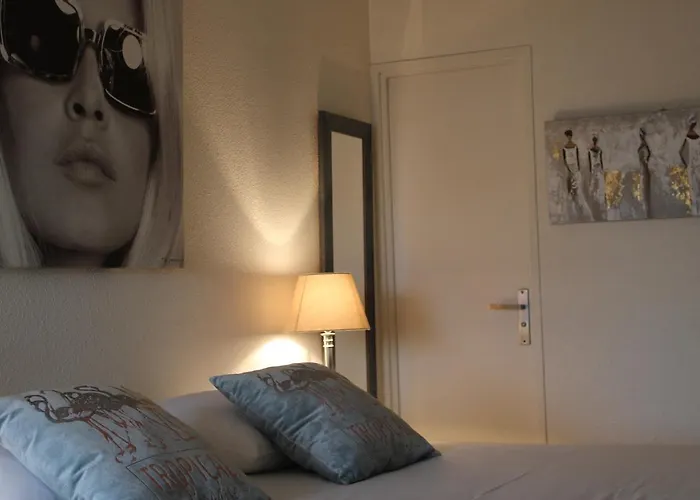 Brigitte Studio Centre Saint Tropez Parking Piscine Wifi Vue Mer