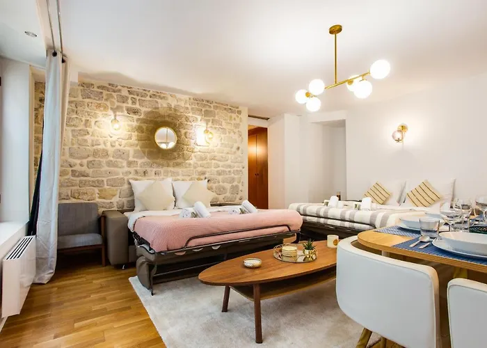 Wonderful Home In París