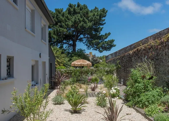 Chambre D'Hote Et Gite Du Jardin Des Corsaires Saint-Malo