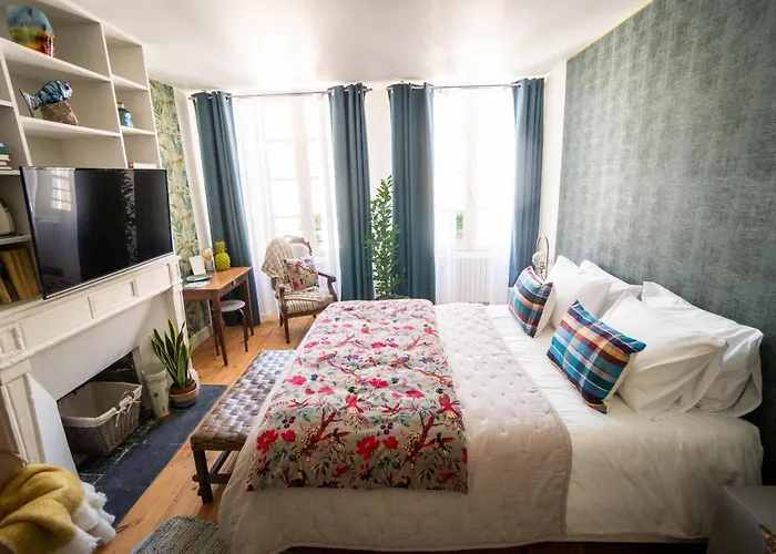 La Belle Amarre-Bed And Breakfast-Maison D'Hotes La Rochelle 