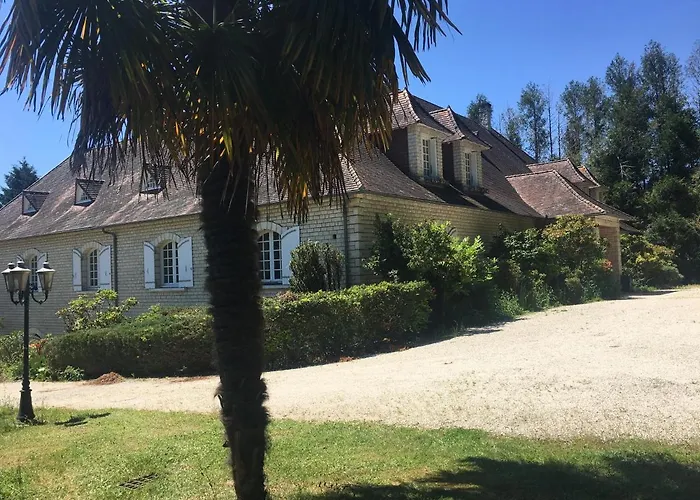Hôtels à Thiviers