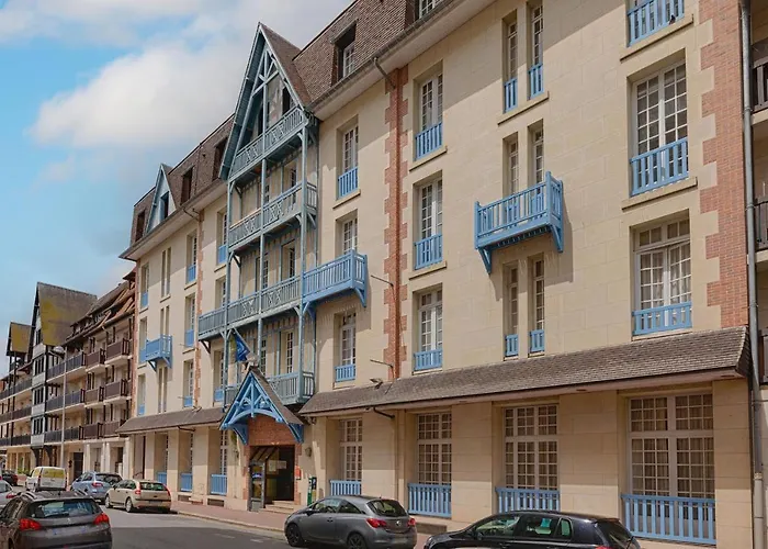 Goélia Résidence Le Castel Normand Deauville