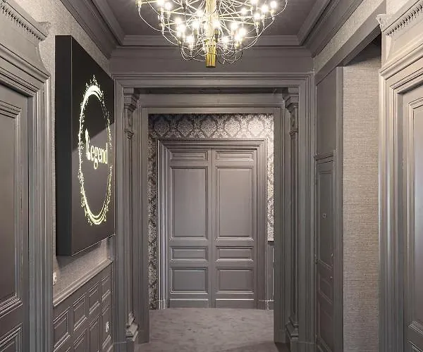 Legend Majestic Superbe Love Room - Jacuzzi - Champagne - Romantisme - parking privé Mâcon