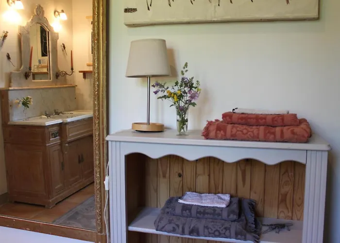 Domaine De Manteau-Bleu Bed and Breakfast Béziers