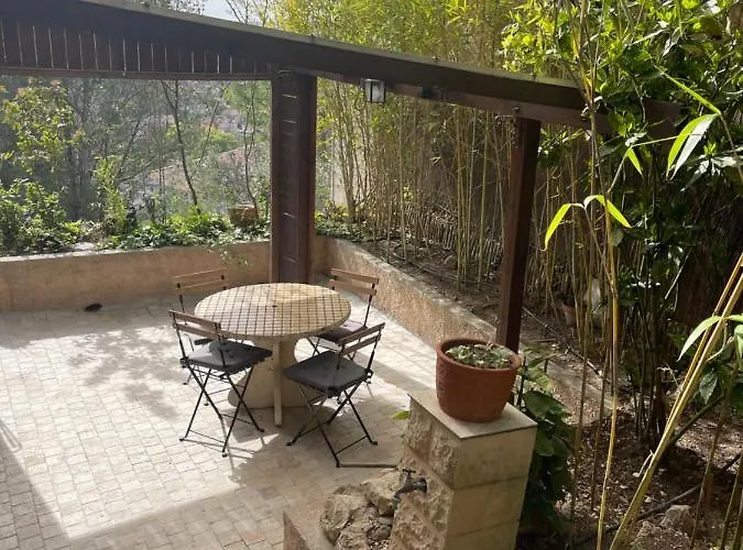 Villa Cocon provençal entre mer et colline proche Cassis à Gémenos avec Piscine