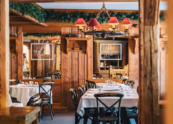 La Maison Hotel Les Peupliers Courchevel