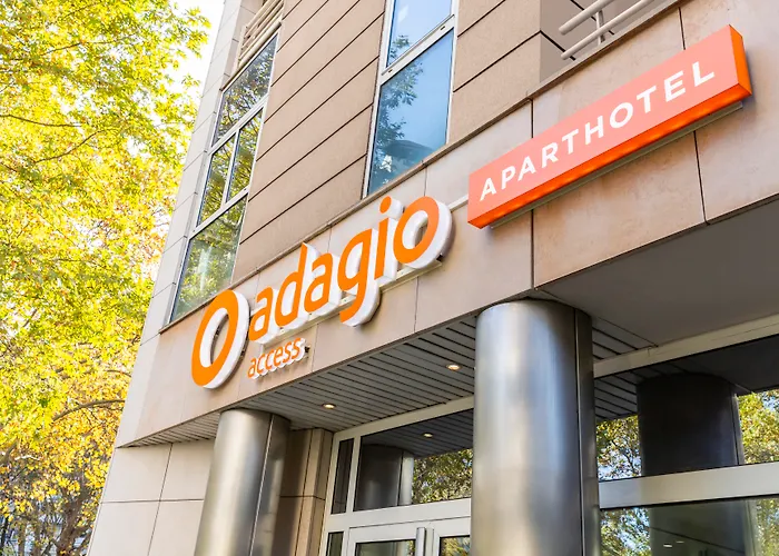Aparthotel Adagio Access La Defense - Place Charras Courbevoie