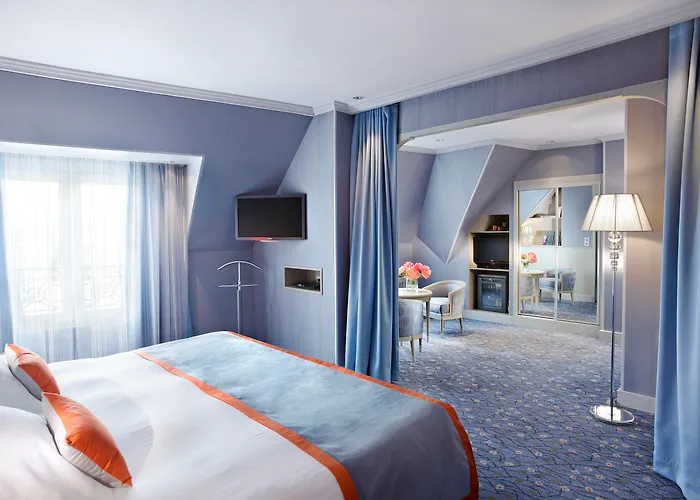 Rochester Champs Elysees Paris