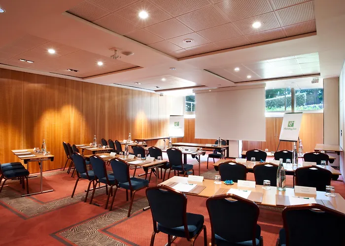 Bougival Hotels