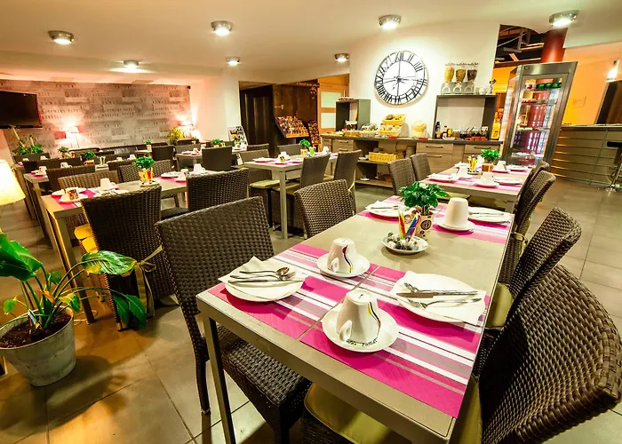 The Originals City, Hotel Les Domes, Perpignan Sud Saleilles