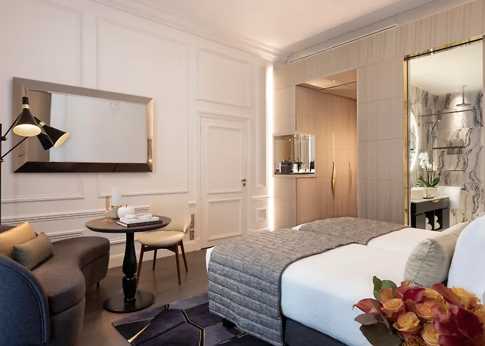 La Clef Champs-Élysées Paris by The Crest Collection