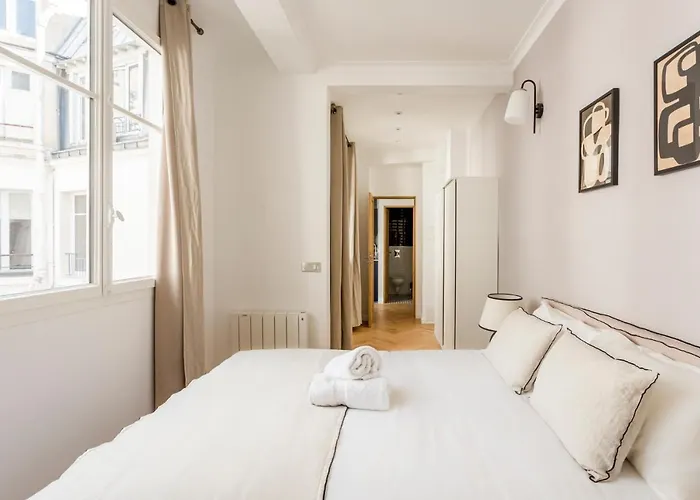 Reva Suites Parigi