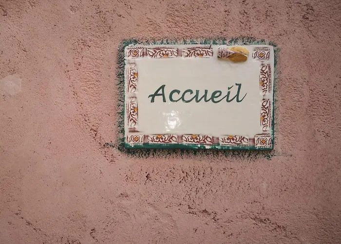 La Colline des Ocres Village de vacances 3 étoiles Apt