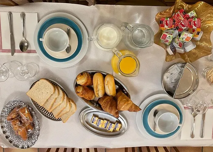 Hotel Coerona Lourdes