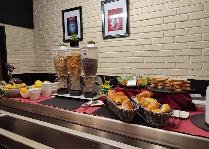 Hotel Inn Design & Restaurant Bourges