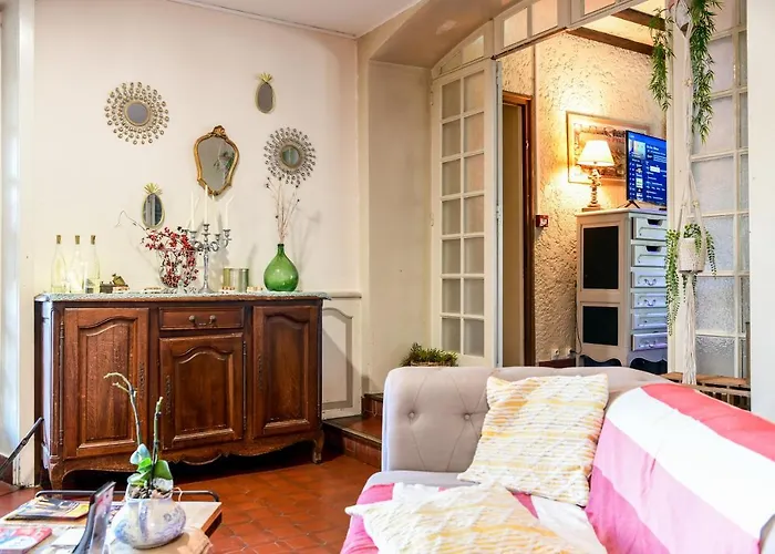 Logis Hotel & Restaurant Des Pyrenees Ousse