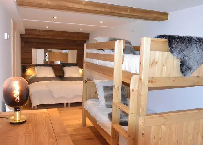 Privé Chalet Le Vertical 5 Etoiles Jardin Sauna Jacuzzi Billard Balneo Massage Cheminee Calme Proche Commodites Villa Les Deux Alpes