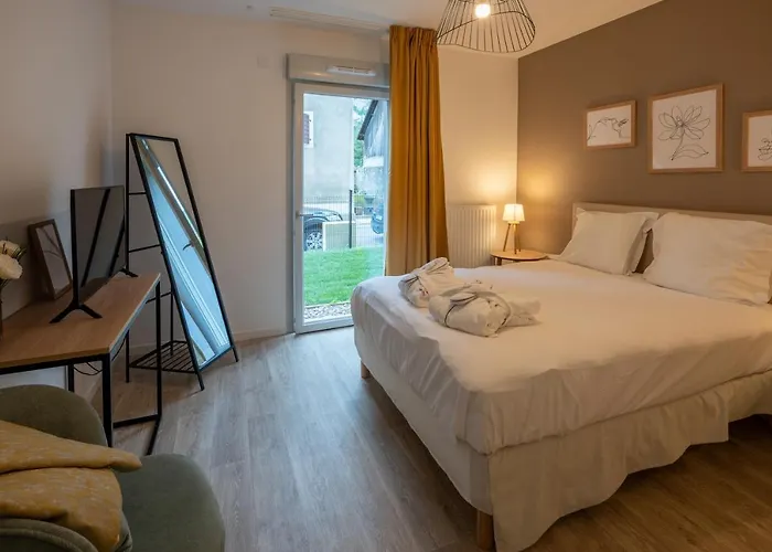 Aparthotel Domitys L'Horologia à Cluses
