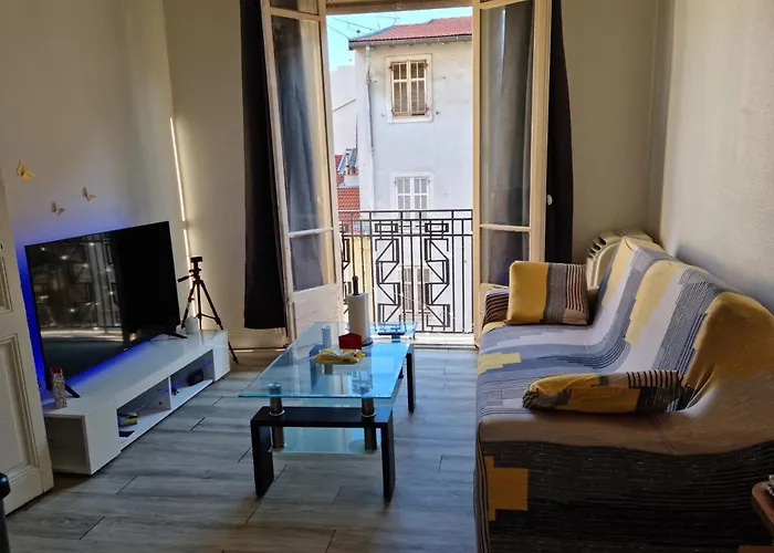 Chambre Privee Dans Un Appartement Nizza