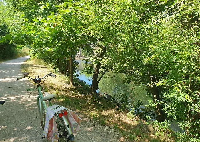 Le Clos du Moulin Dijon, piscine, la campagne à la ville, proche centre historique