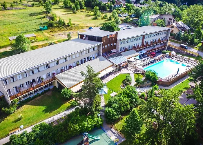 Village Vacances Passion Les 4 Saisons Resort & Spa Saint-Chaffrey