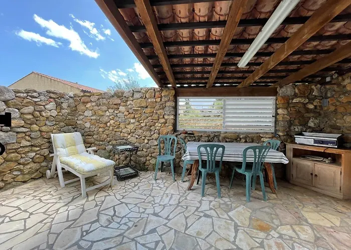 Le Fenouillet Cottage Proche Des Grands Buffets Narbona