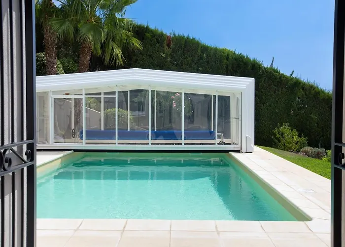 Les Chambres D'Hotes De Mougins