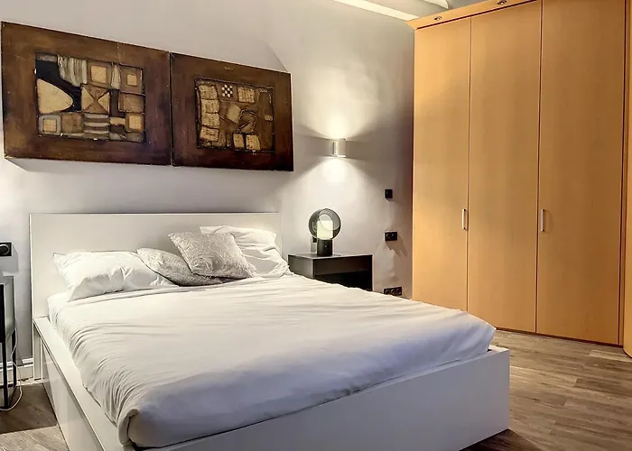 Bed and Breakfast George V : Exclusivite De Prestige Paris