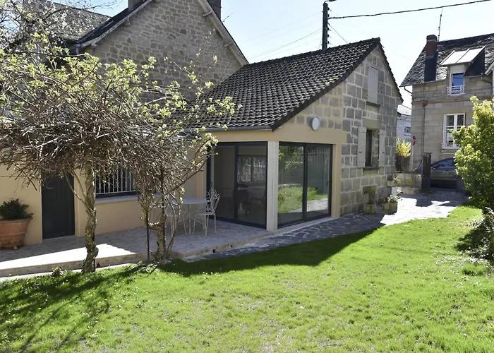 Hotel Chez Pierre Dans Le Centre De Brive