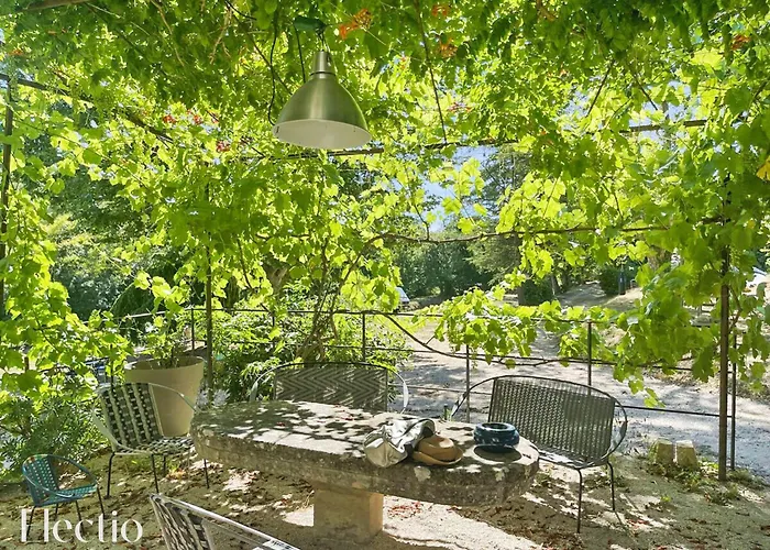Hotel Parenthèse en Luberon à Rustrel