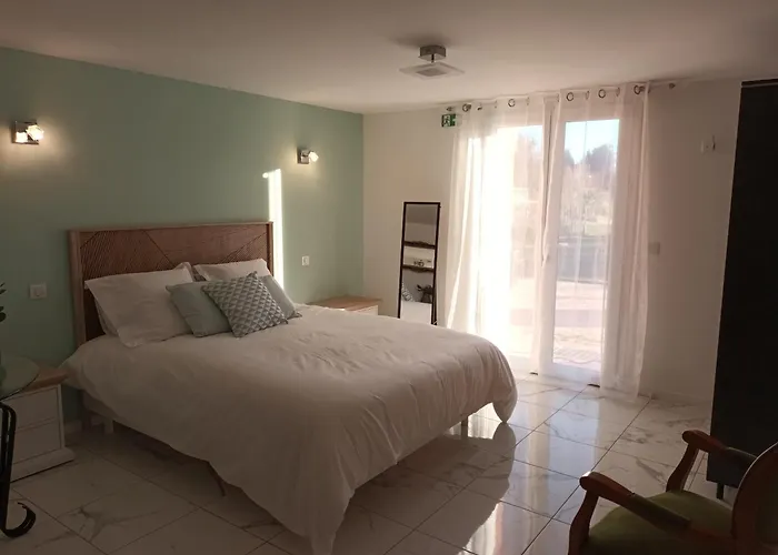 Bed and Breakfast Bastide Des Martelieres Salon-de-Provence