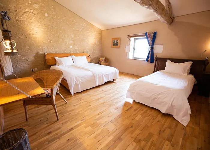 Hôtels à Marsac (Charente)