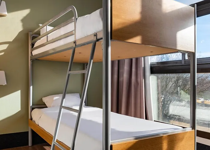 B&B HOTEL Grenoble Centre Verlaine