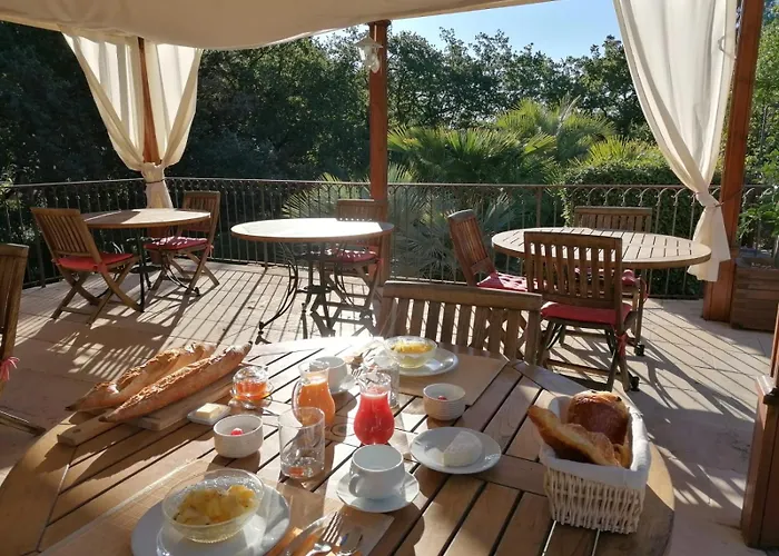 Bed and Breakfast Mas Lei Bancau à Le Beausset