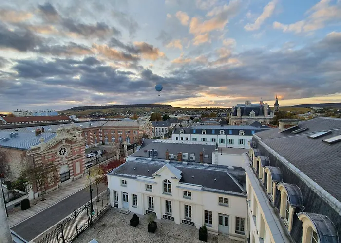L'Epopee Panoramique - Parking - Avenue De Champagne - Epernay Appartement