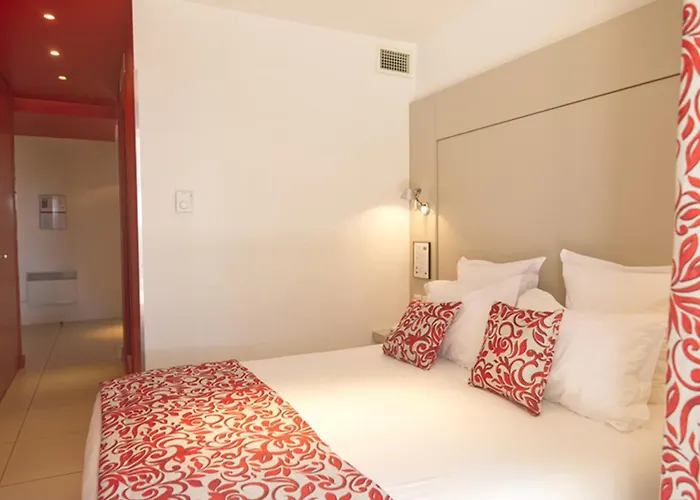 Hôtel de la Plage - HDLP Bormes-les-Mimosas
