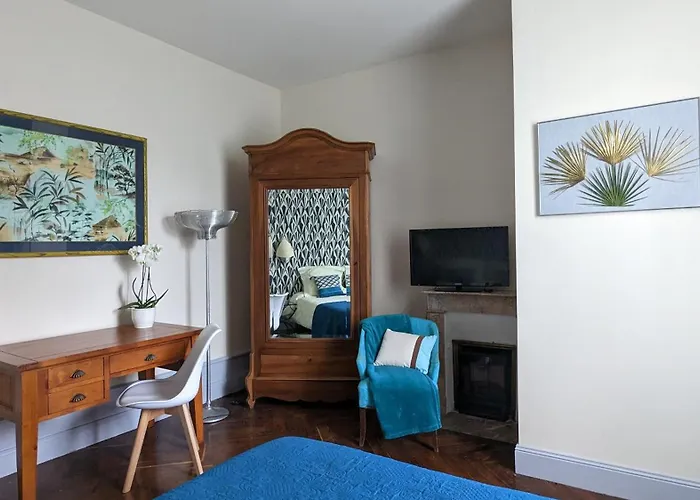 Le Jardin des Lys - Chambre d'hôte ou Appartement La Roche-Posay