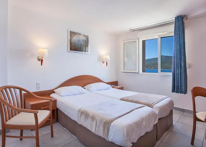 Le Neptune & Spa Propriano 